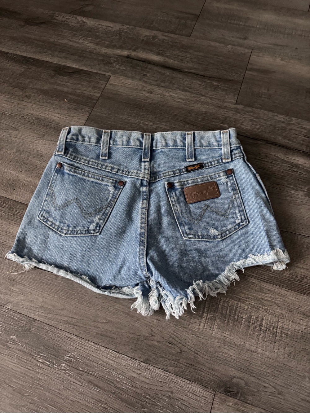 Wrangler Light Blue Distressed Frayed Hem Women's Denim Shorts - Picture 2 of 2
